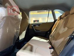 تۆیۆتا ڕاڤ 4